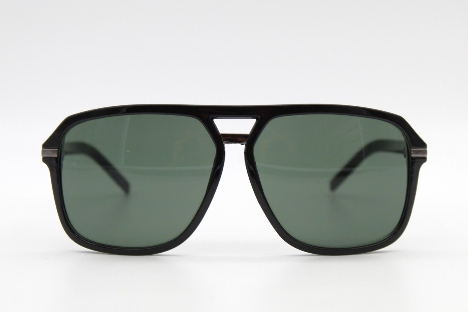 GUESS Men’s Sunglasses Black Aviator Navigator Green Lens 60-12-140