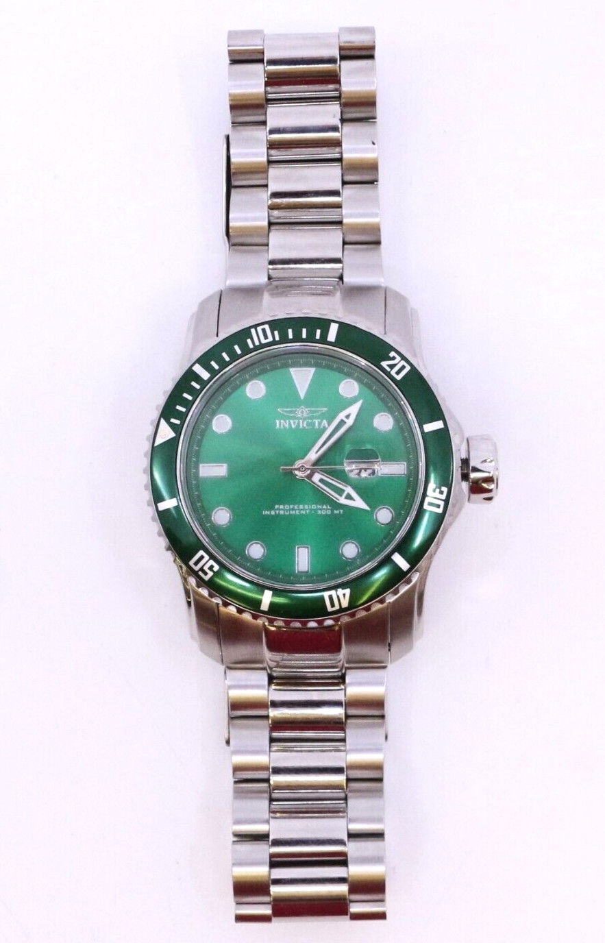 Invicta Pro Diver Green Dial Men's Watch 20096 MSRP $795