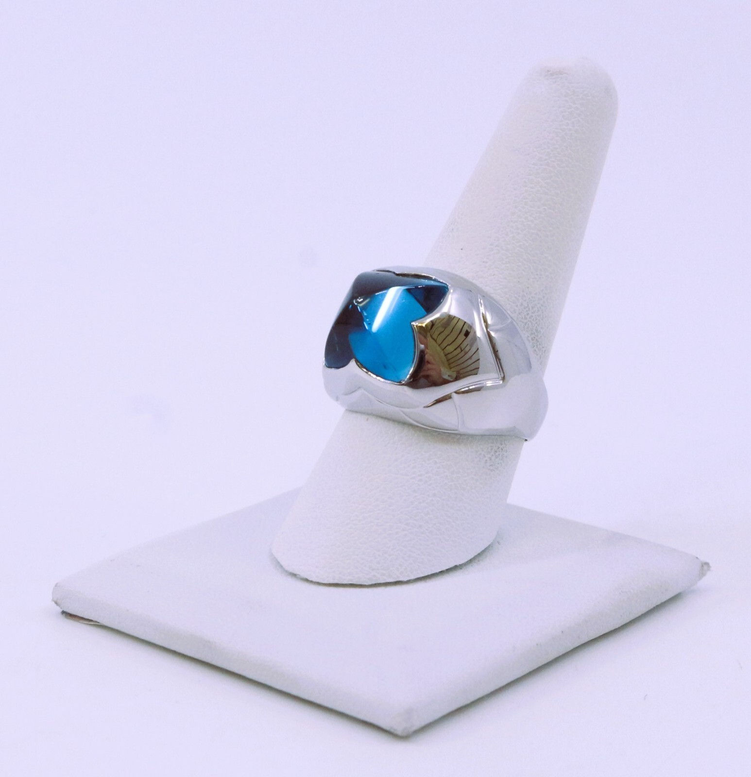 Bulgari Piramid Style Blue Topaz 18k White Gold Floral Ring Size 9.5