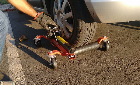 Patins para movimentação de carro esacionado - Salvador Guinchos