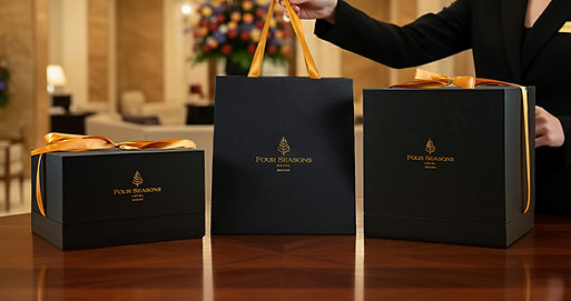 FOUR SEASONS HOTEL MACAO 蛋糕盒 Ai.jpg