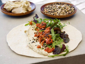Wraps med kryddig Alobafärs & len bönspread