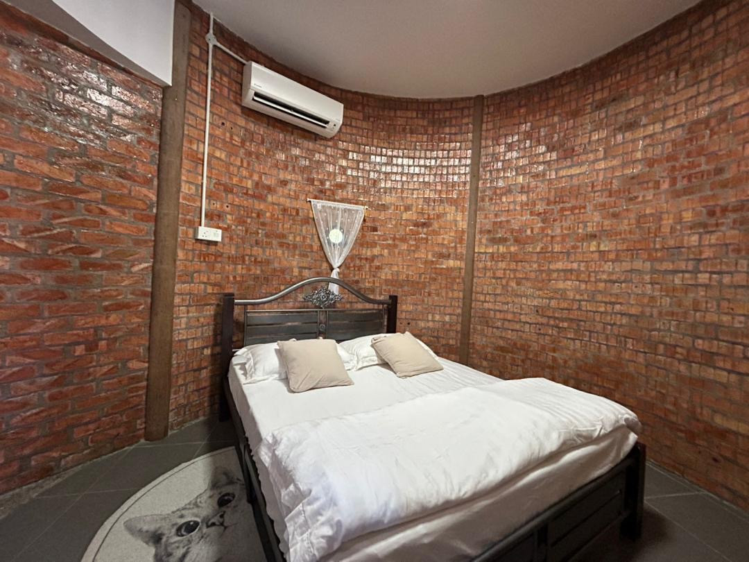 Premium Couple Room