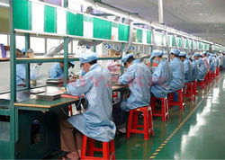 LED Display Worker