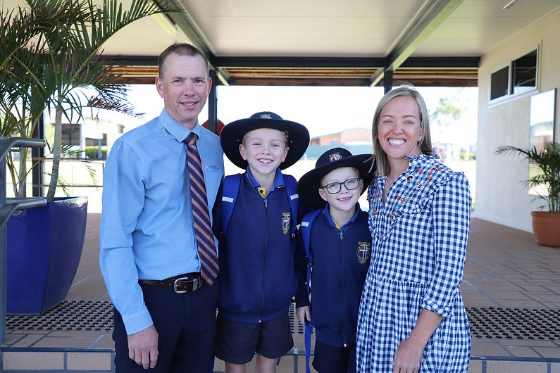 Students with the ir parents