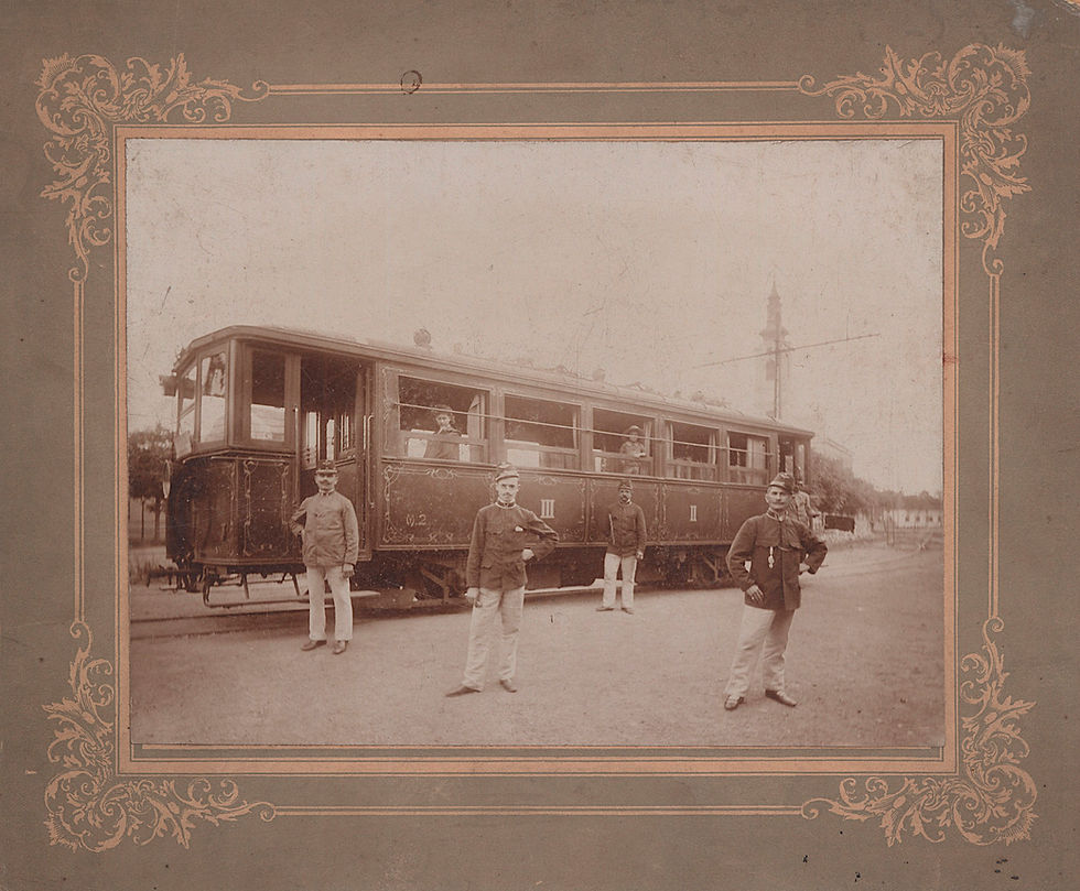 118. HÉV-kocsi a soroksári végállomáson.