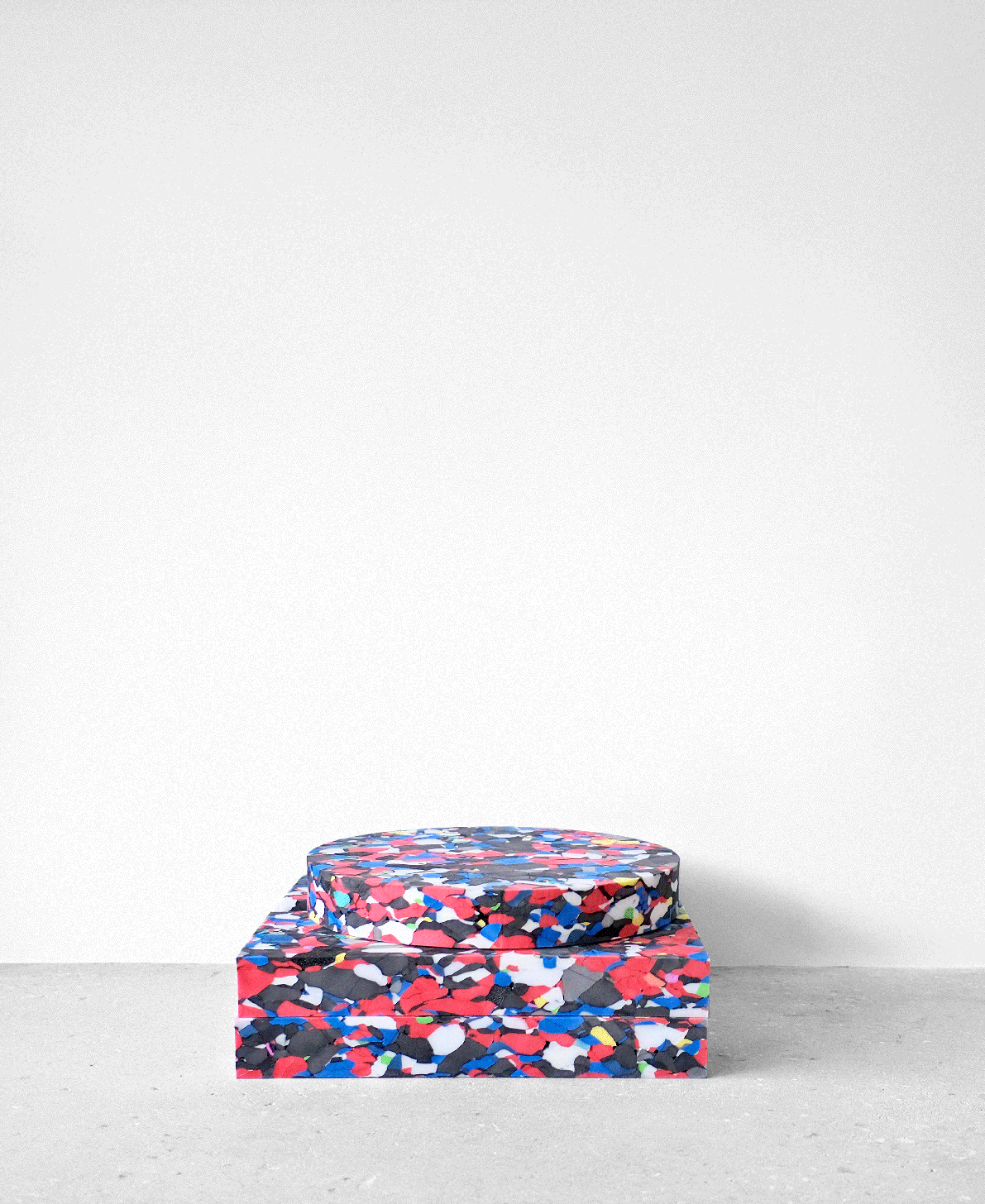 foamazzo tabouret mousse recyclée mesure studio raphaël Boursier design designer fabriqué à Paris Made in France "Raphael Boursier"