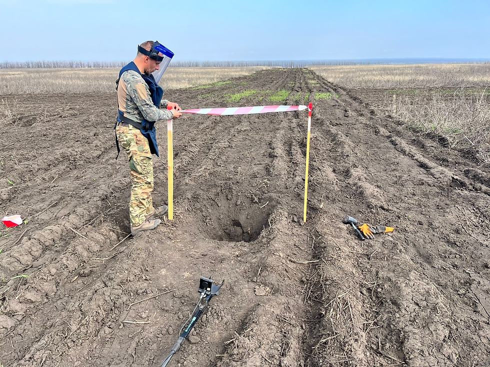 На Харківщині — серед численних вибухонебезпечних залишків сучасної війни сапери виявили авіабомбу часів Другої світової.