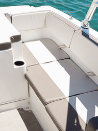 Boat-Rental-VR4-RearSeating.jpg