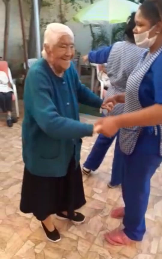 83259387_275253693613954_156074123361622