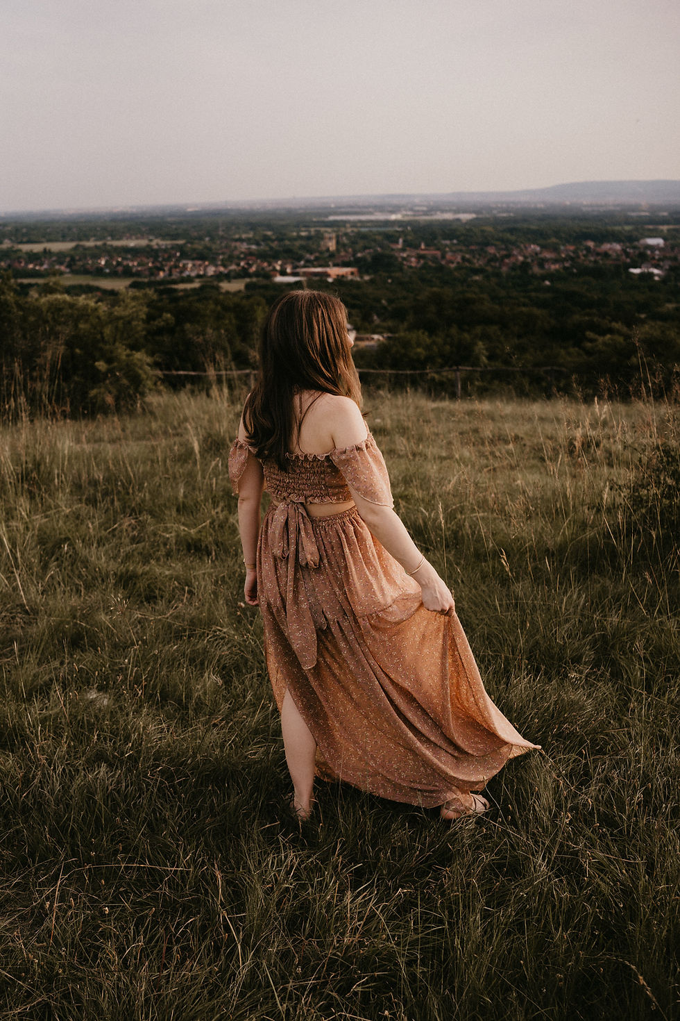 Thumbnail: Blessing Floral Vintage Dress For The Maternity Session