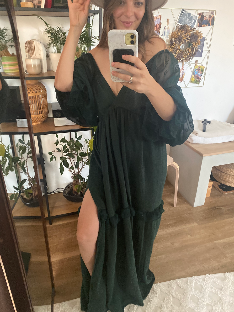 Thumbnail: Myra  cotton gauze& glittery chiffon for maternity photo session