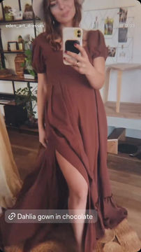 Thumbnail: Dahlia Cotton Gauze maternity outfit for photo shoot