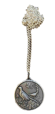Lange_Kette_Jagdmedaille_1_edited.png