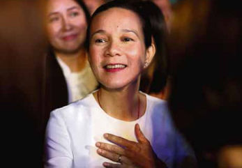 Sen. Poe, pinayagan ng SC na tumakbo
