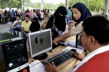 May depektibong biometrics, pabobotohin ng Comelec