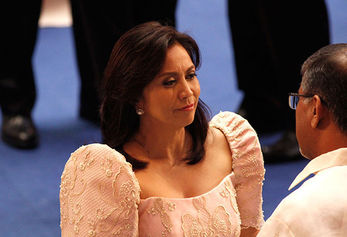 Marcos, hindi bayani - Leni