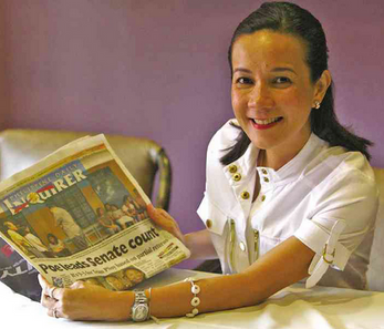 Mga kolumnista, 'di kumbinsido kay Sen. Poe?