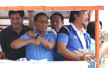 Binay, pukpok sa kampanya para makabalik sa no. 1 spot