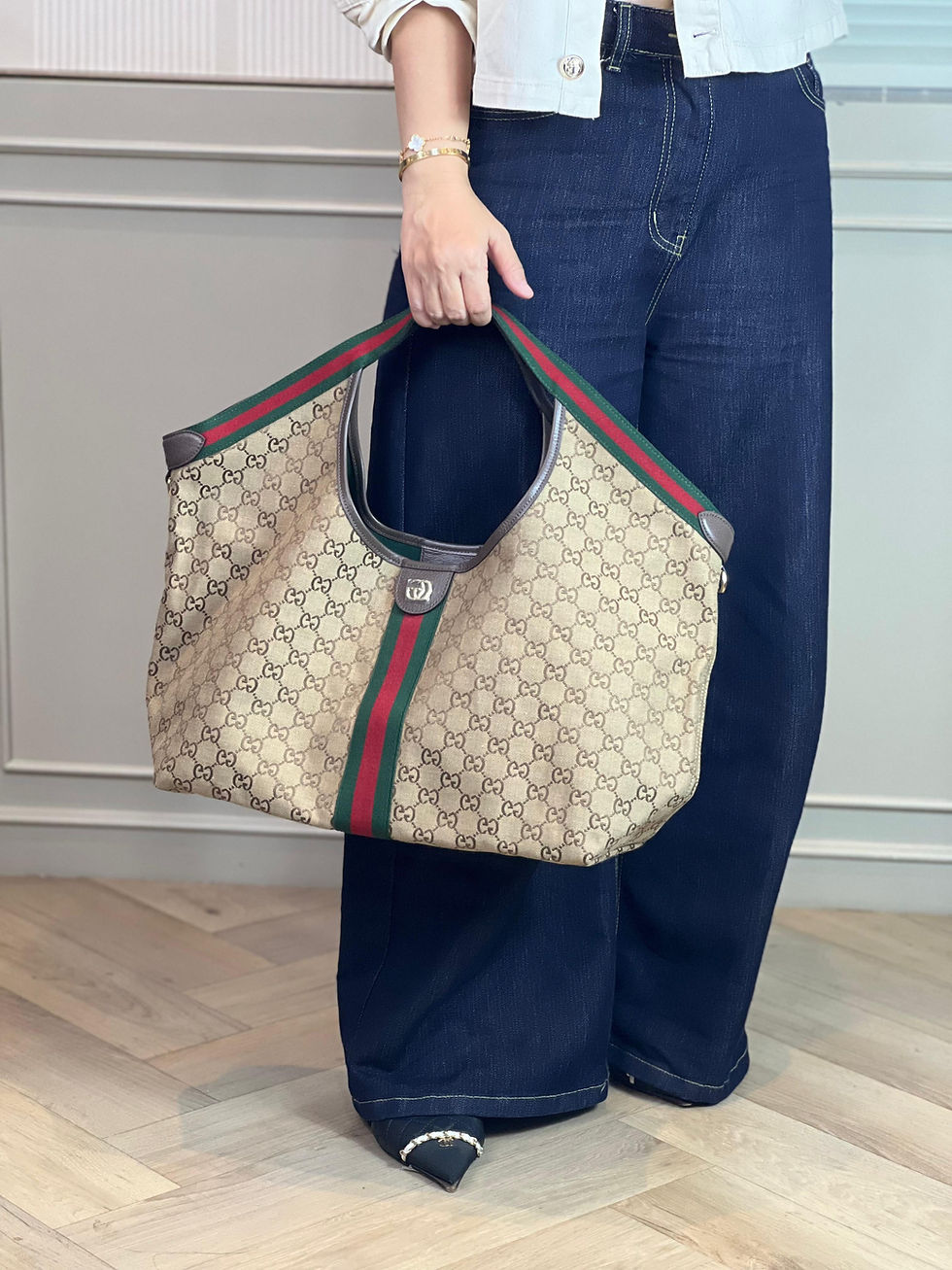 Thumbnail: Gucci Giglio Canvas Tote Large