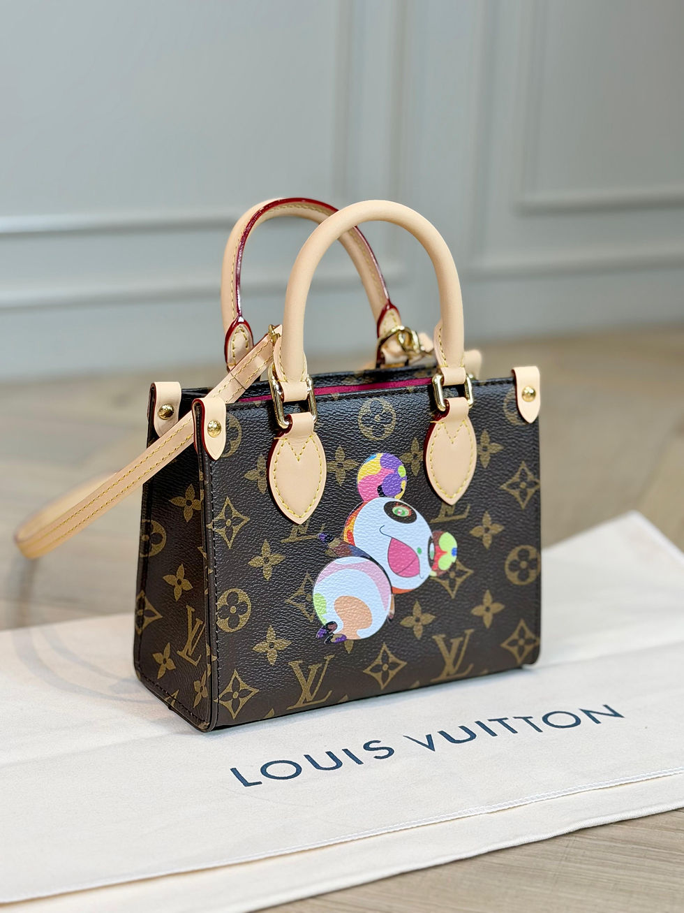 Thumbnail: Louis Vuitton ON The Go BB Monogram Murakami