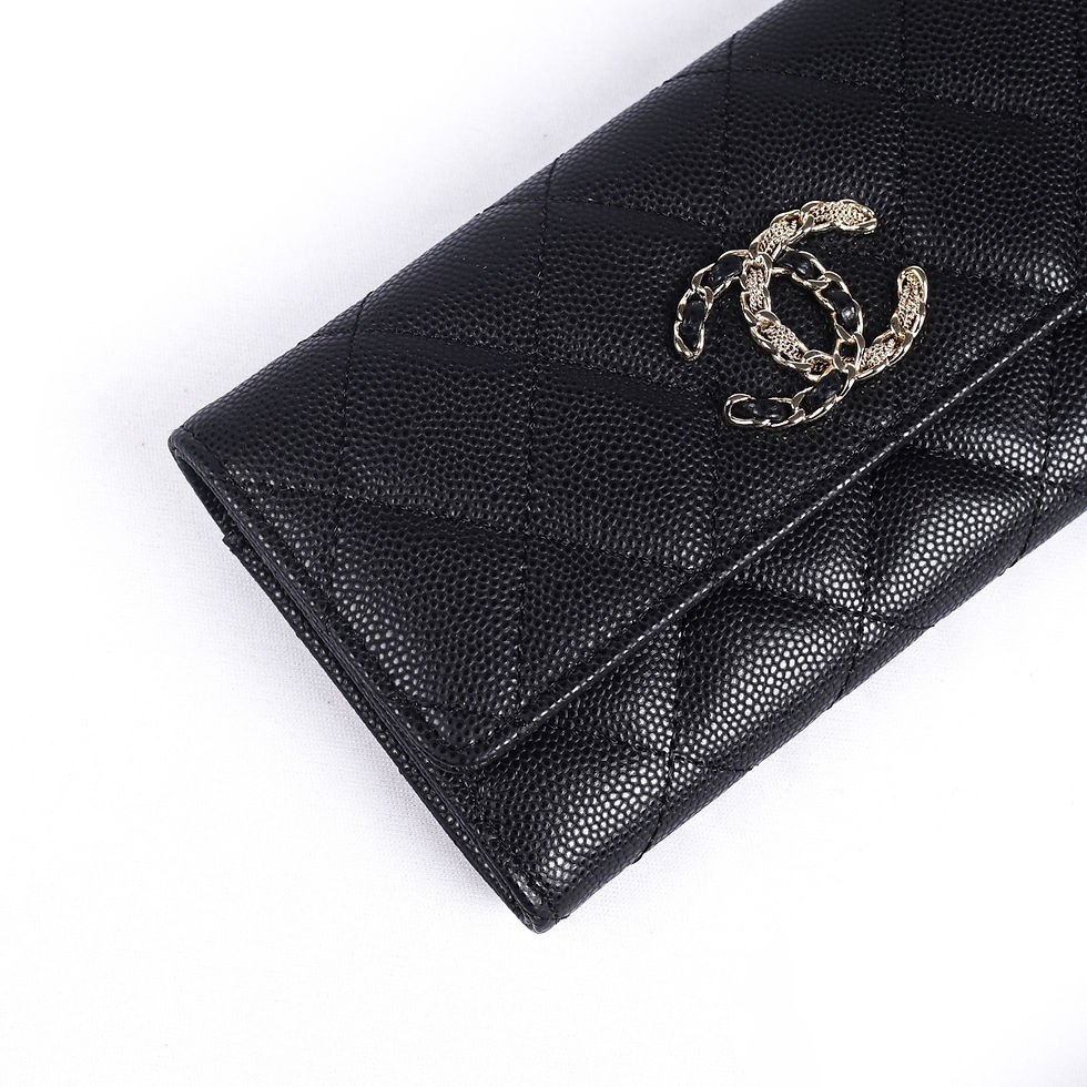 Thumbnail: Chanel 20K Flap Middle Wallet