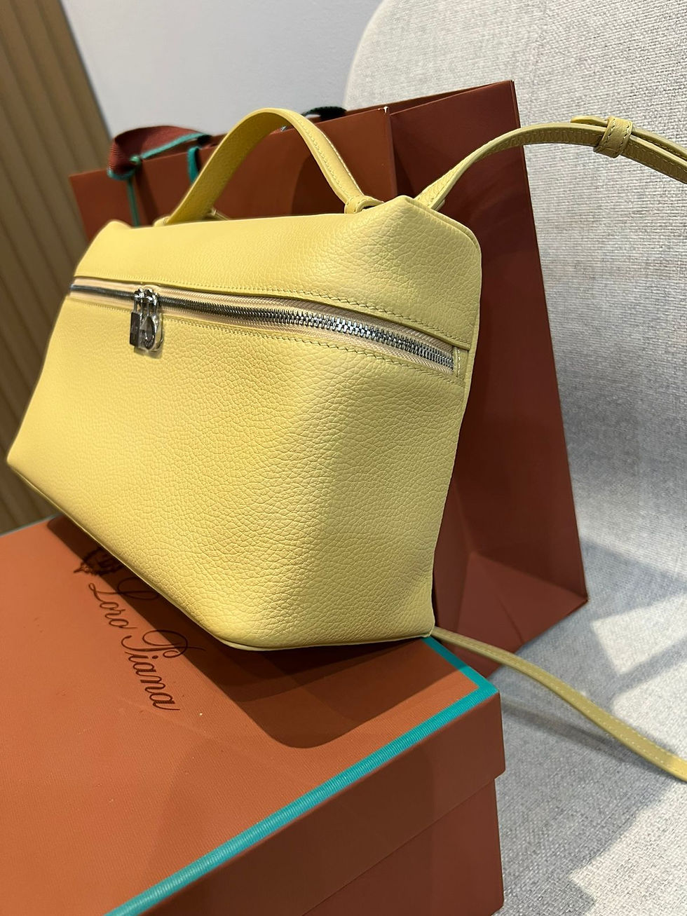 Thumbnail: Loro Piana Extra Pocket Pouch L27 Togo
