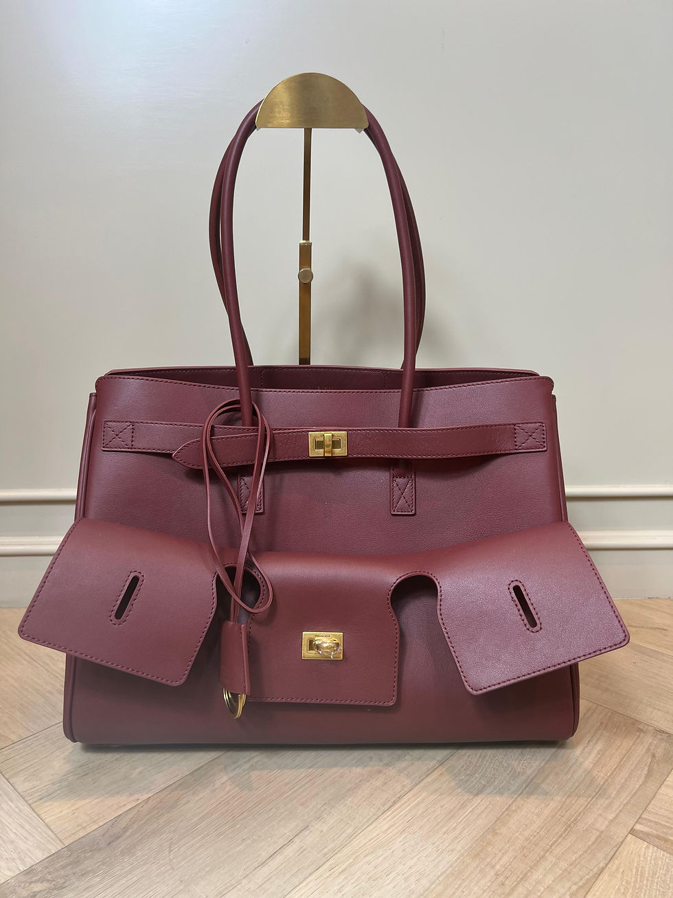 Balenciaga Bell Air XL Carry All Leather