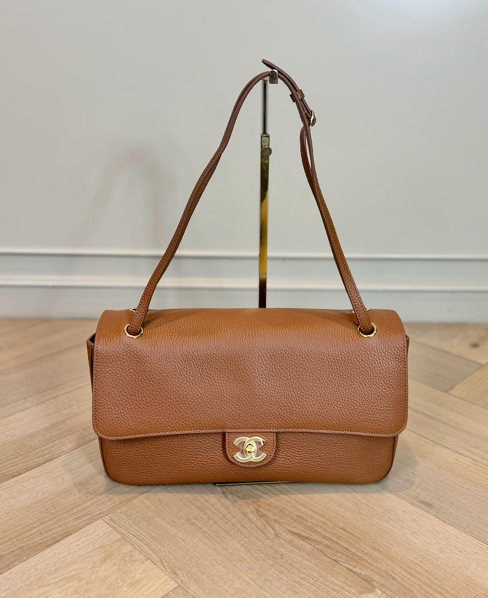 Thumbnail: Chanel Maxi Flap 32 Grained Leather