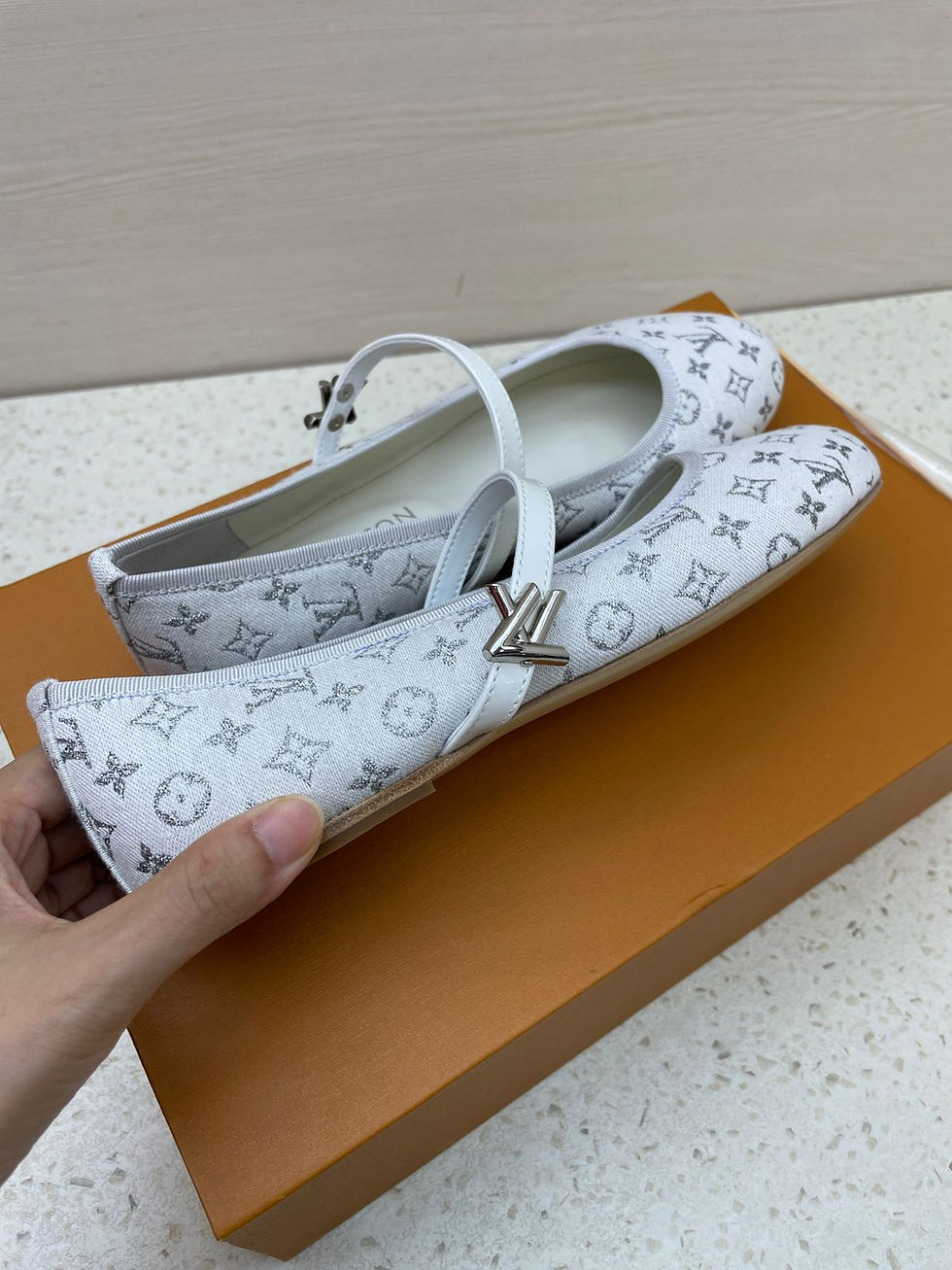 Thumbnail: Louis Vuitton Shoes Woman