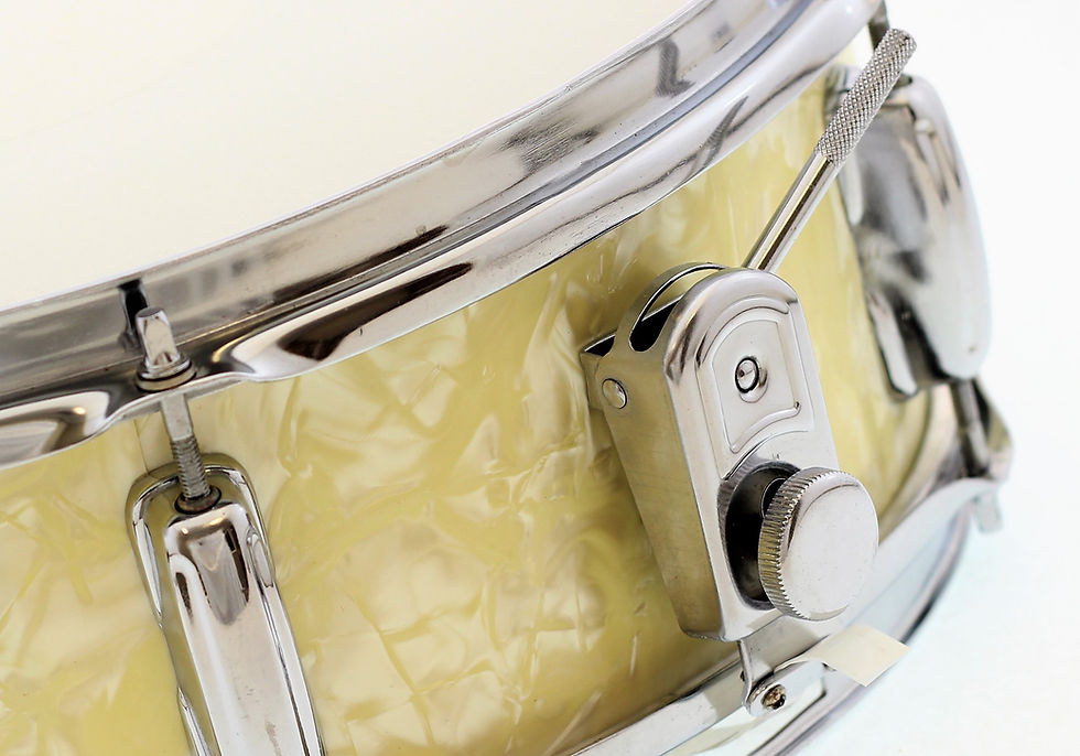 Thumbnail: Vintage "Drum Mate" White Marine Pearl MIJ Snare Drum