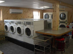 Garland Street Laundry, Riley Anders