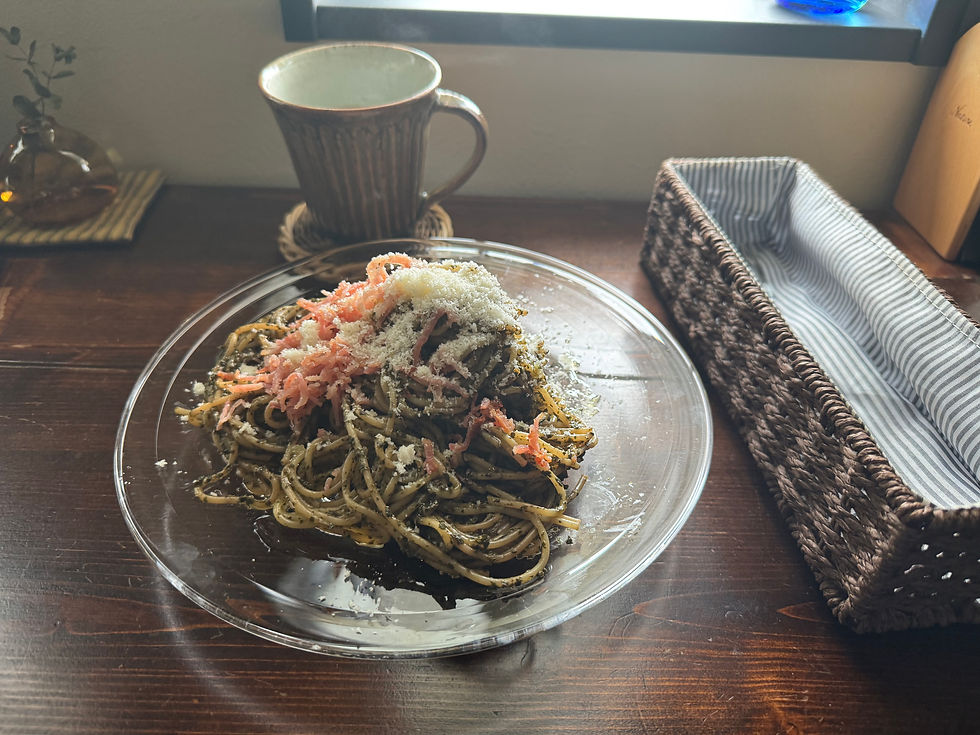 焼きそばに見えてしまったジェノベーゼもどき