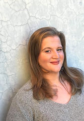 Naomi 2019 Headshot.jpeg