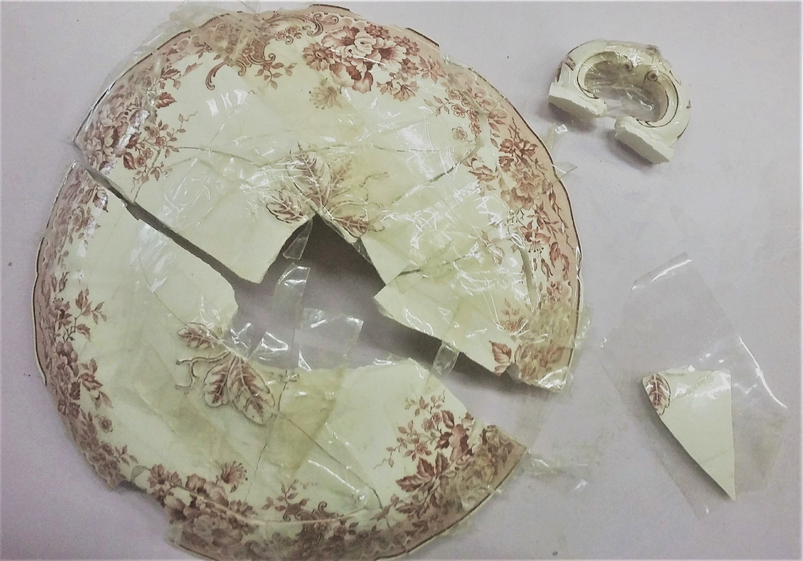 Restauro zuppiera anni 20