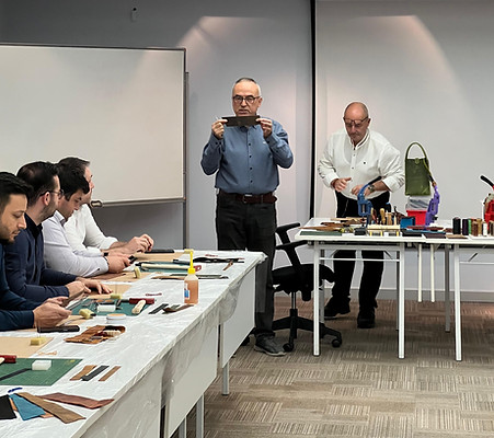 Magi Craft Workshop je rezultat zanatskog puta koji je započeo 2020. Naš brend, oblikovan ručnim radom, originalnim dizajnom