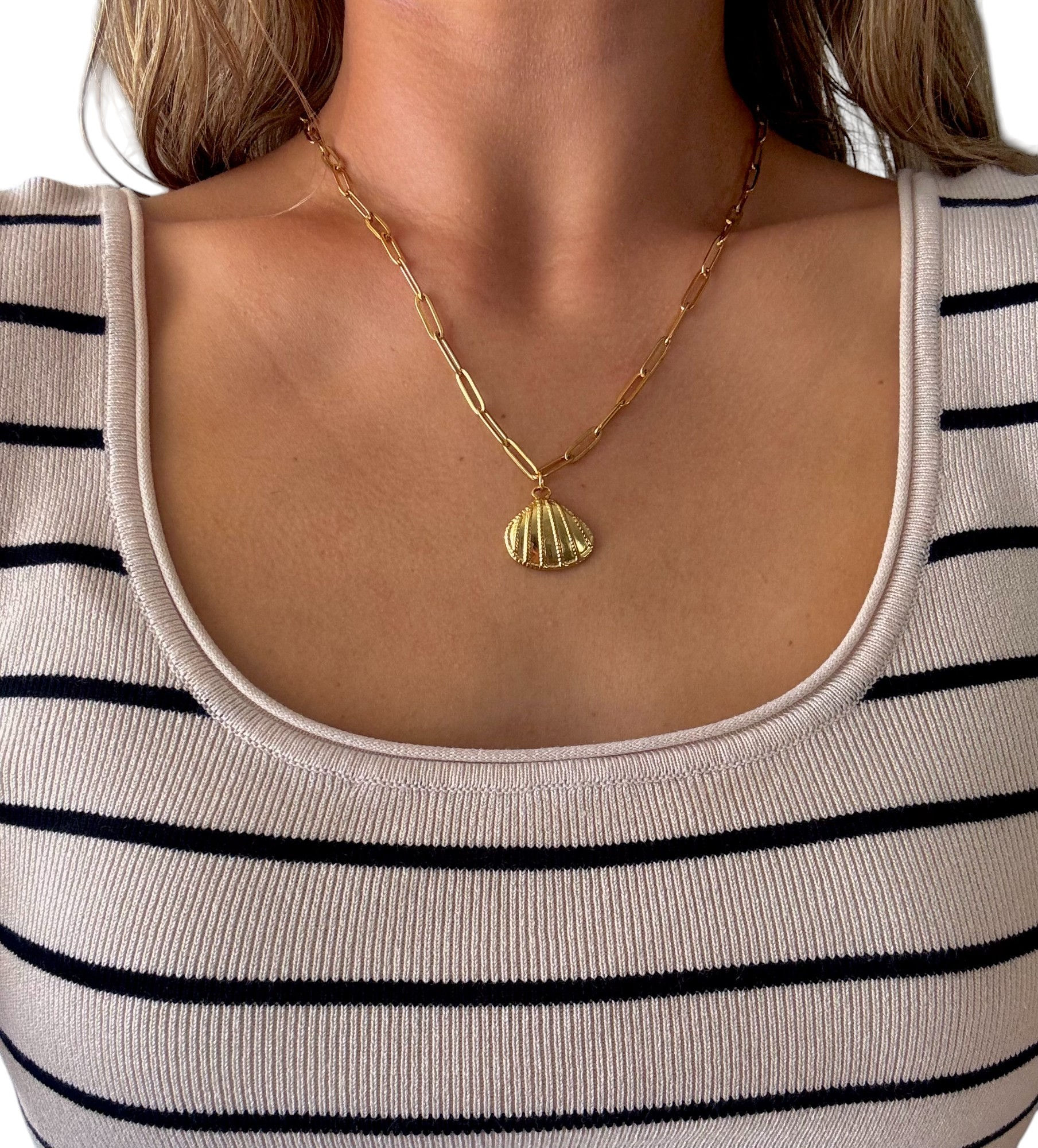 Solo Pendant Necklace