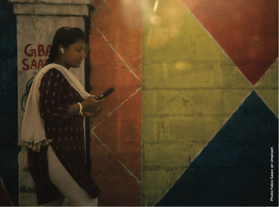 sosyal medya kullanan genç