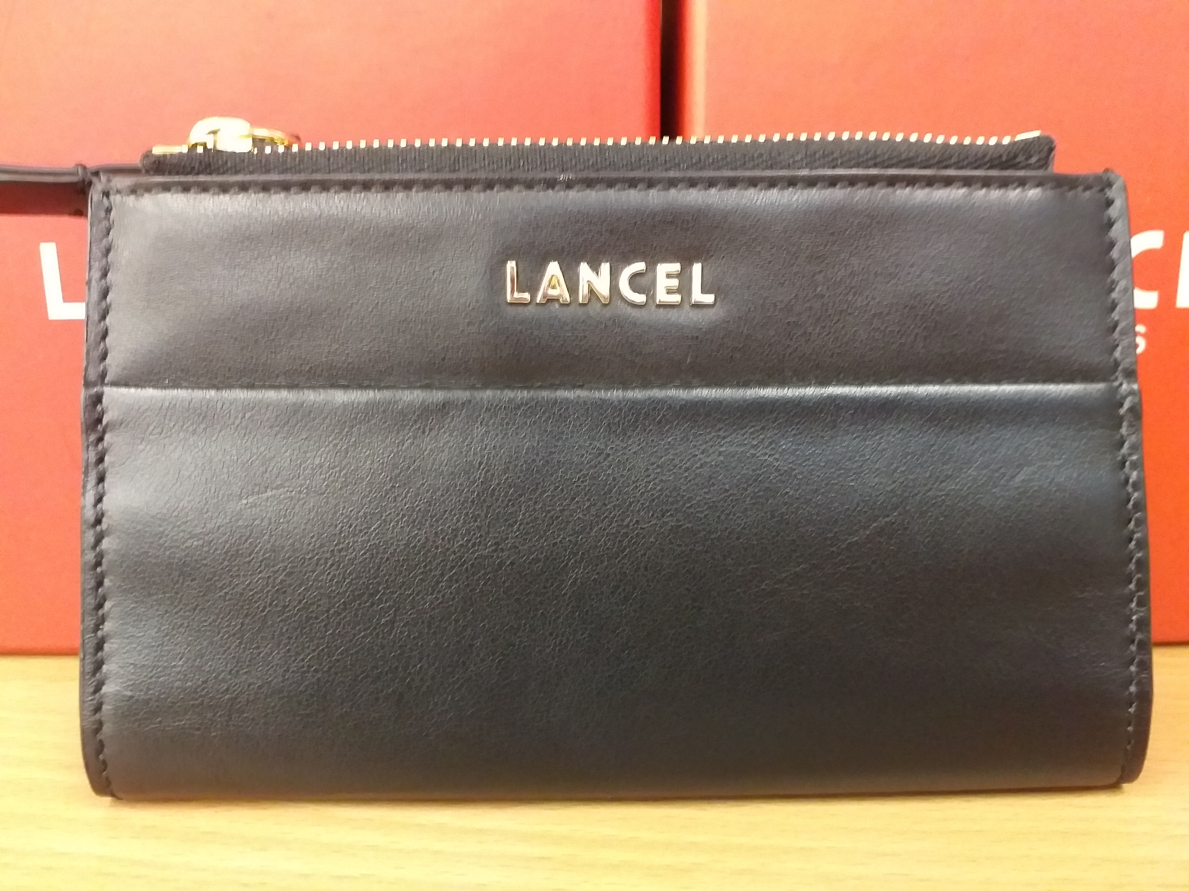 Porte monnaie et carte cuir Lancel