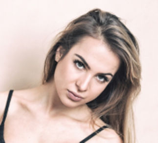 Alicja-wizytówka (1).jpg