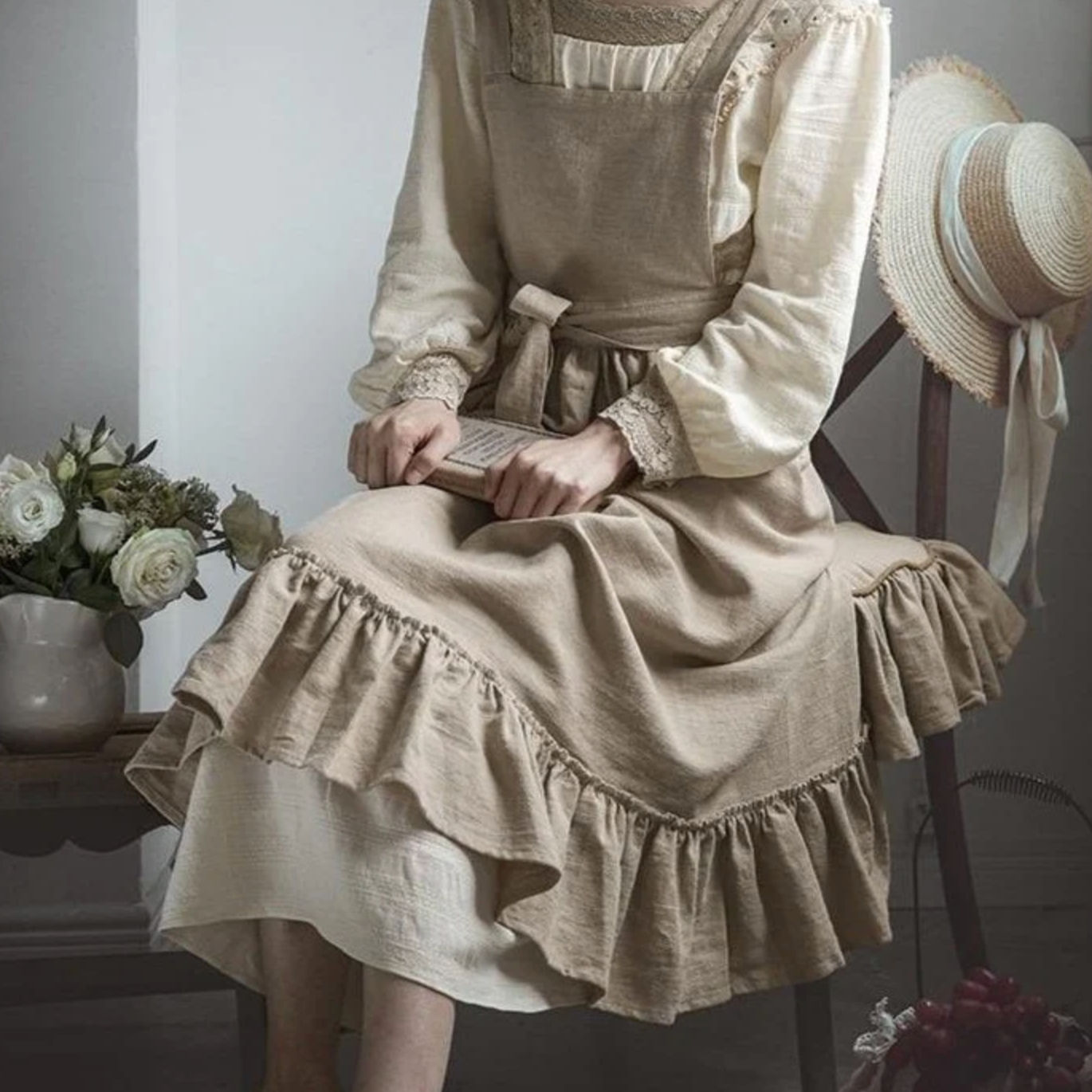 Vintage French Country Apron