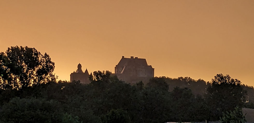 Dordogne : Entre Parenthèse Nature à Castelwood et Histoire au Château de Biron