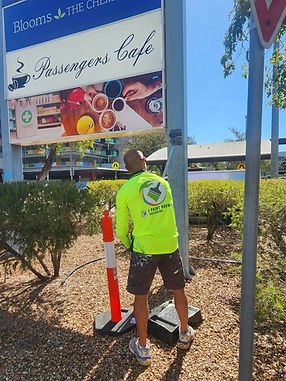 I Paint Darwin Painting Services Niko Wearing High Vis