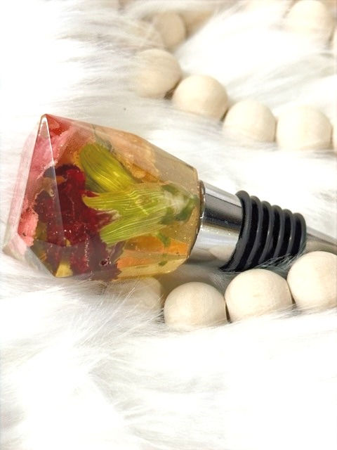 Thumbnail: Flower Geometric Epoxy Wine Stopper