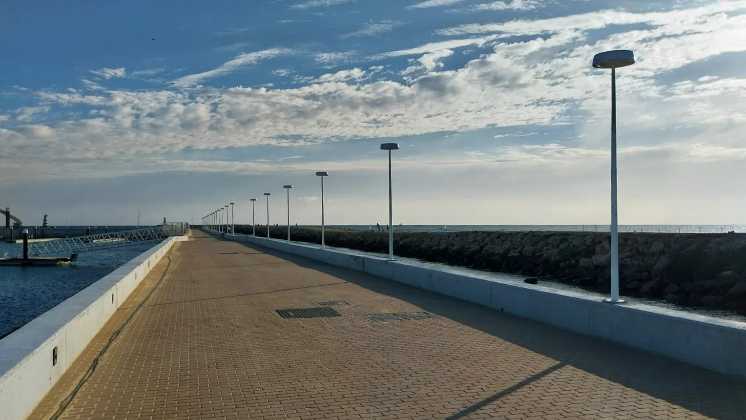 Sustainable Lighting at Vila Moura Marina