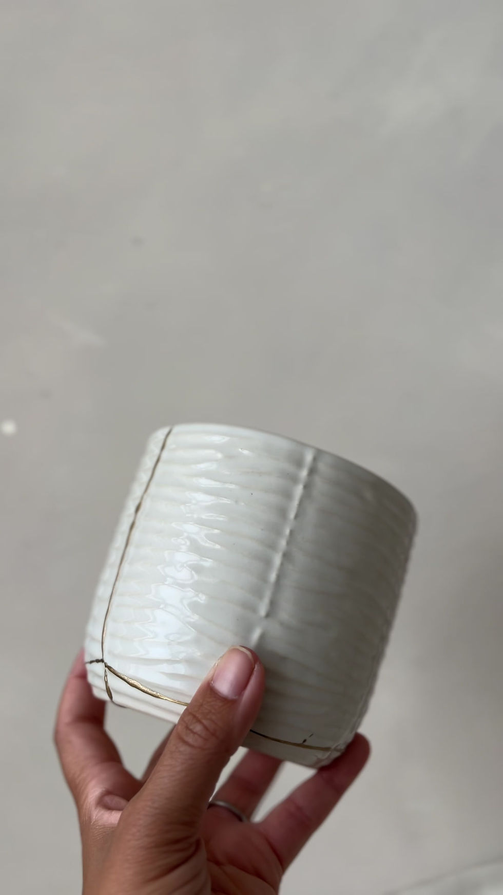Thumbnail: Cream & Gold Textured Kintsugi Plant Pot