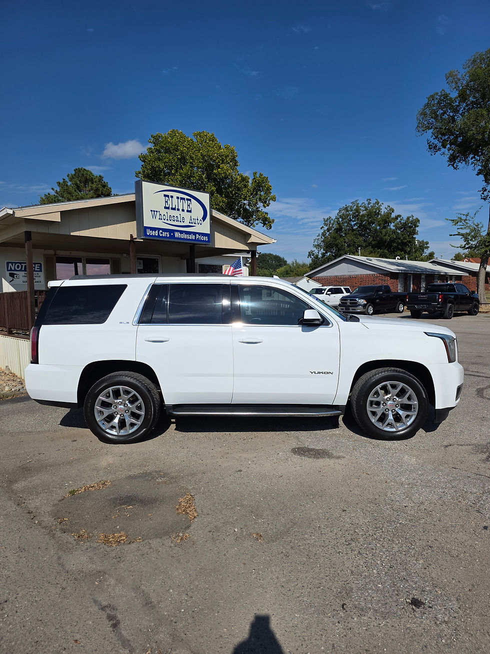 Thumbnail: 2018 GMC Yukon SLE – $23,995