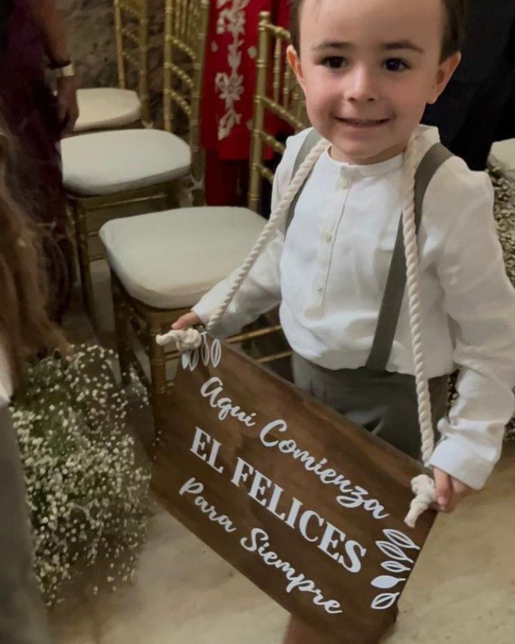 Miniatura: Paje grande 7 años o más