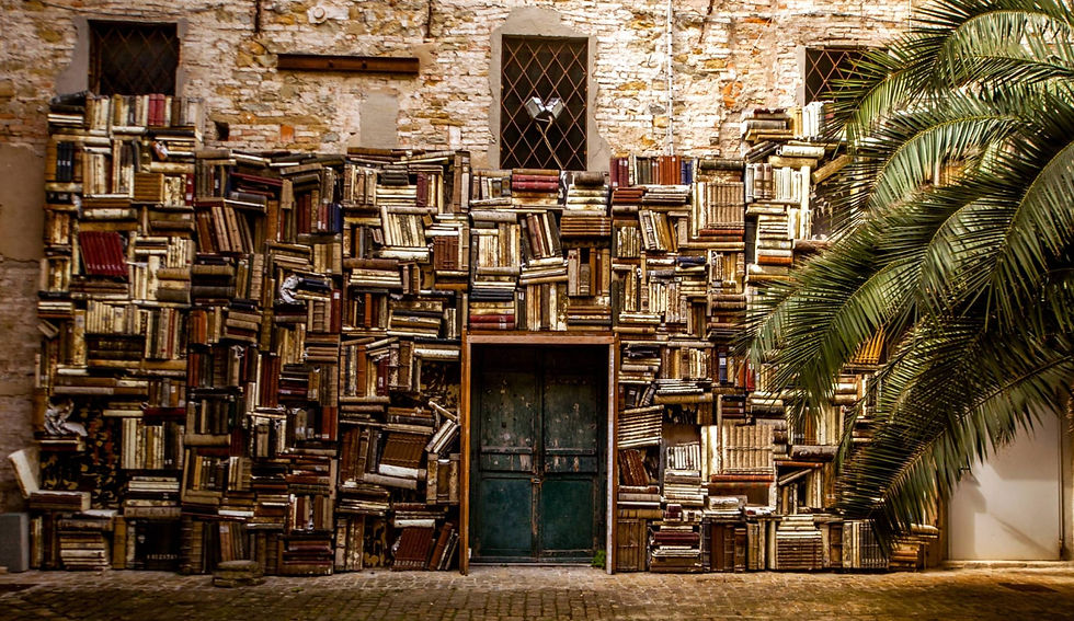 Mural de libros en Italia.