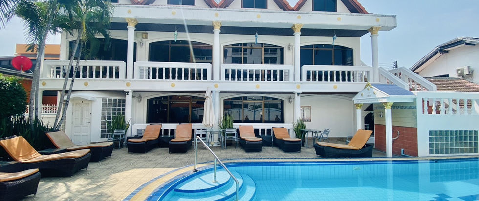 3-Star Hotel for Sale in Central Pattaya with 21 Rooms and Prime Location